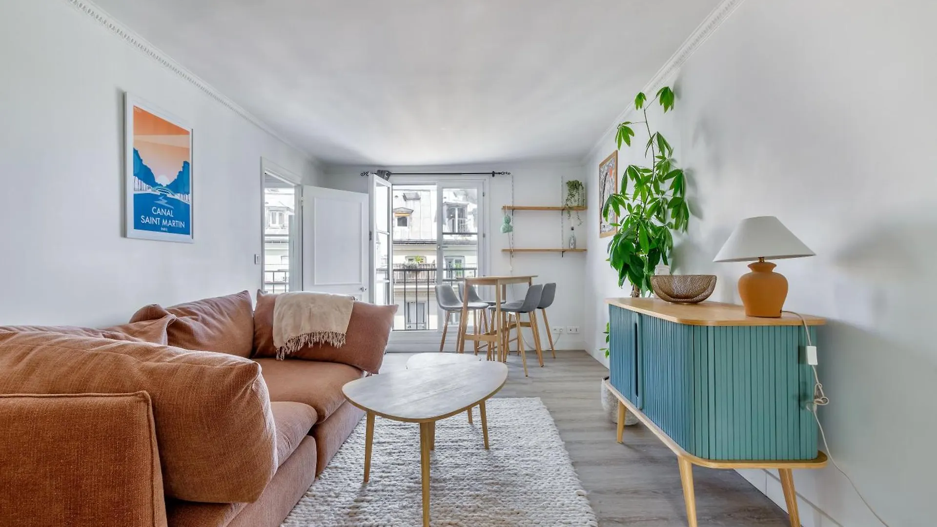 Faubourg St Martin - Canal Saint Martin Chaleureux Apartment Paris